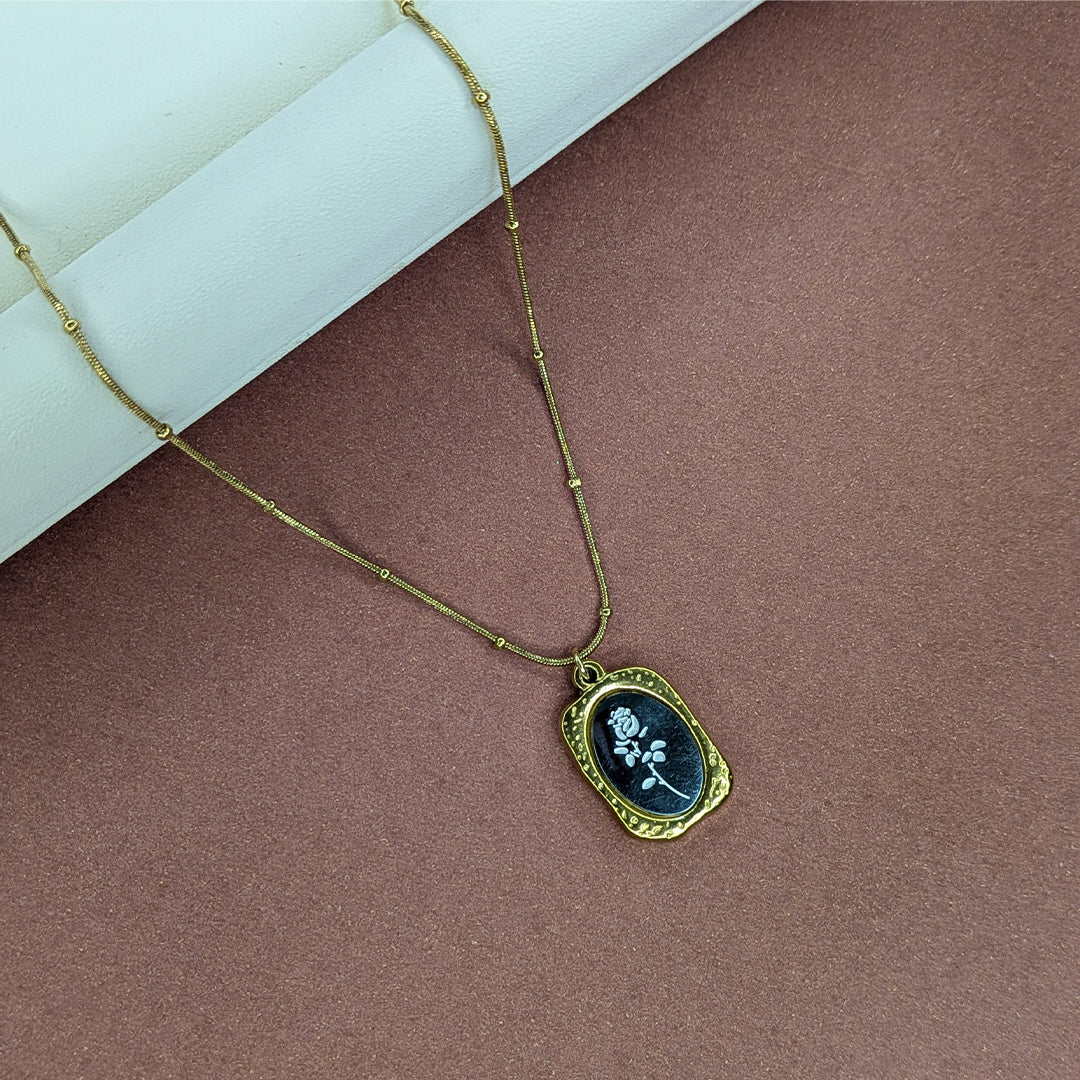 Gold Finish Gothic Rose Cameo Oval Pendant For Girls & Women
