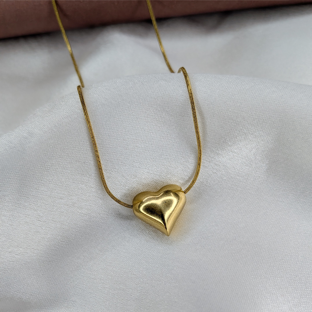 18K Gold Bold Heart Pendant Necklace (Anti Tarnish)