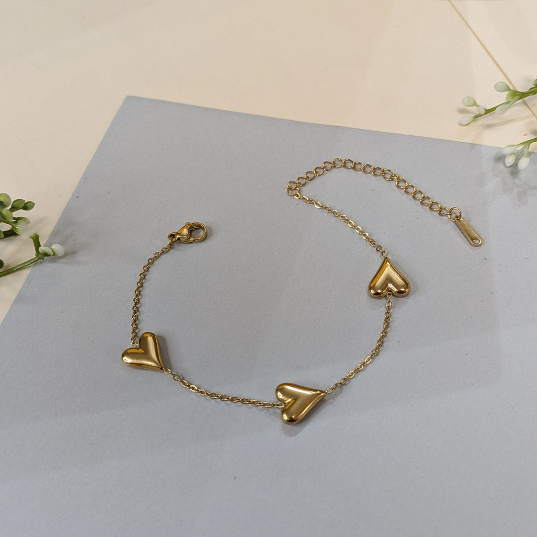 Gold Finish Twinkle Heart Link Bracelet For Girls & Women (Anti-Tarnish)