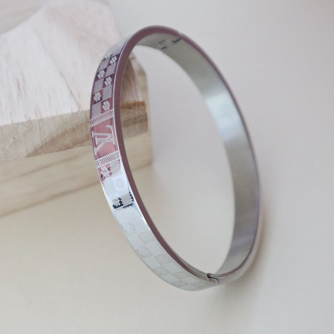 Classic Silver Finish Stainless Steel Men’s Bracelet