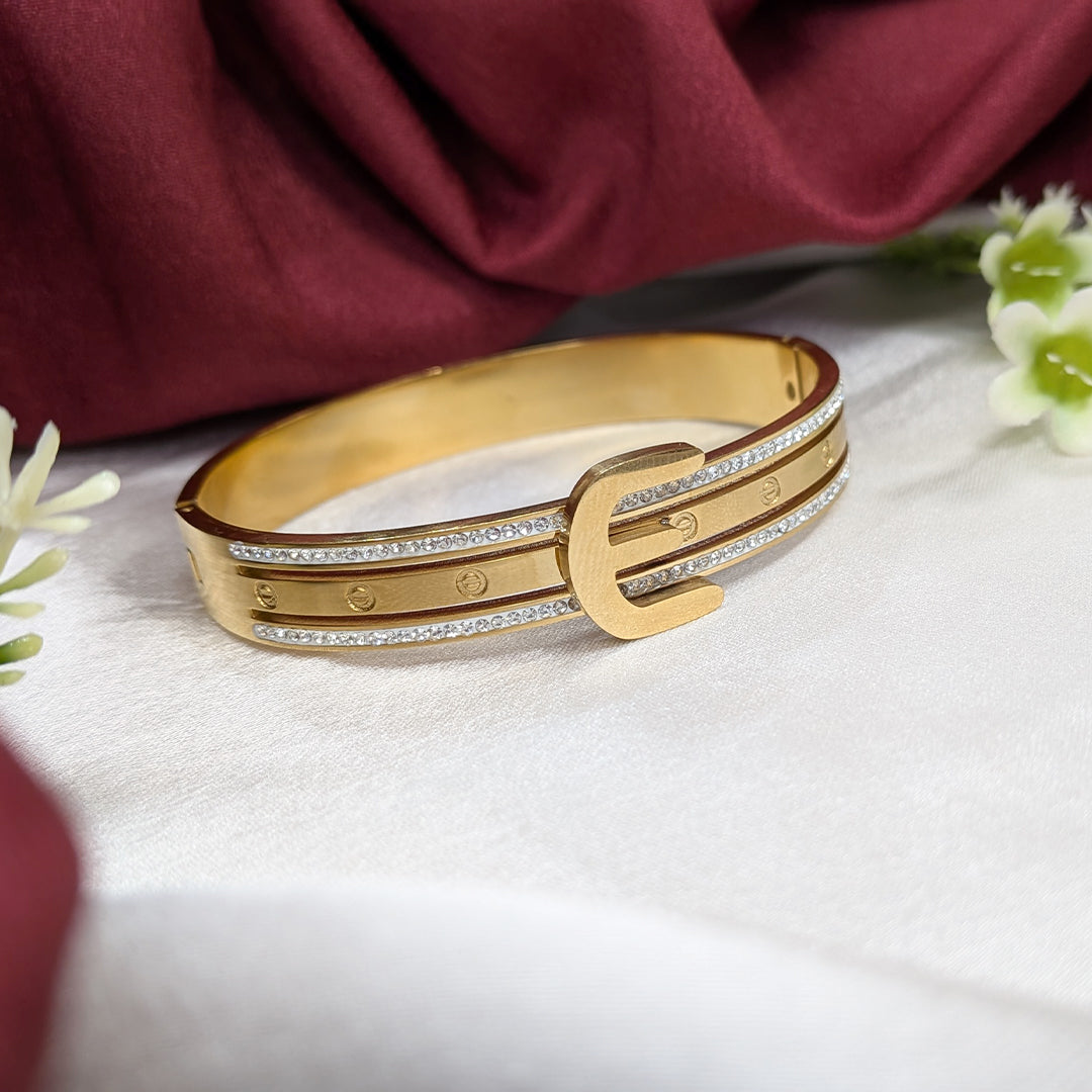 Gold Finish Buckle Design Bracelet For Girls & Women
