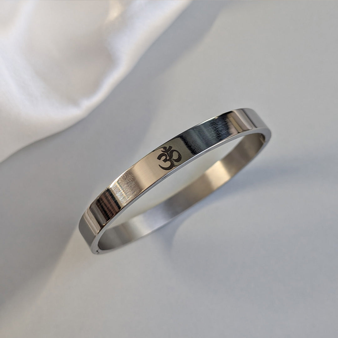 Elegent Bracelet Engraved with OM For Men & Women