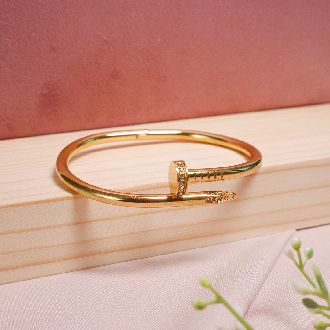 18K Gold Plated Nail With American Diamond Bracelet (Anti Tarnish)