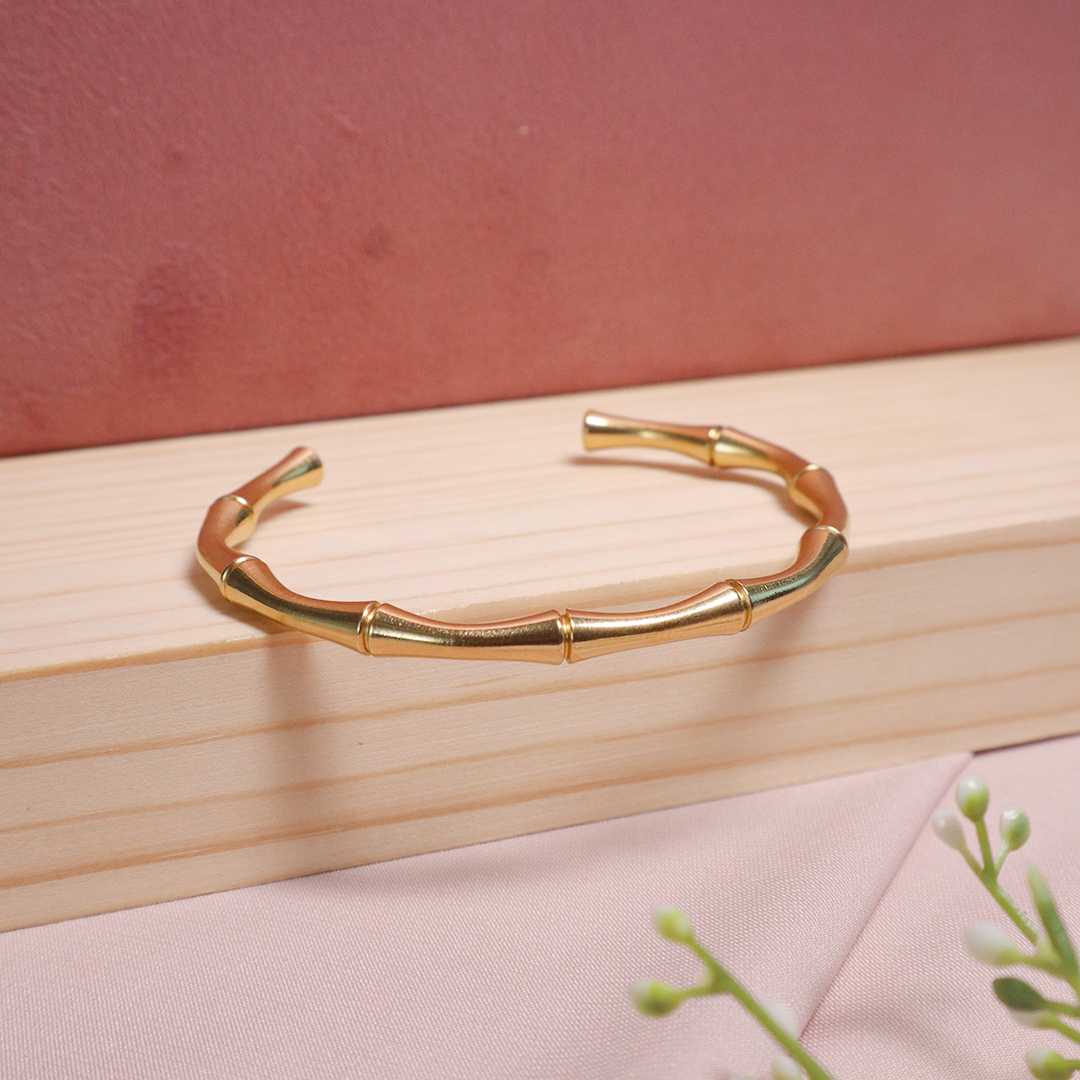 18K Gold Plated Bamboo Hand Cuff Bracelet (Anti Tarnish)
