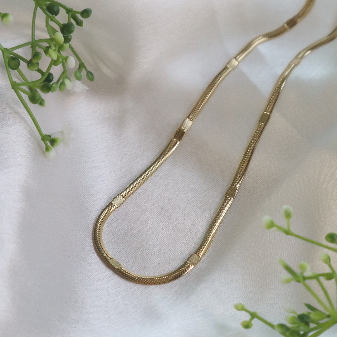 18K Gold Plated Textured Snake Chain Necklace (Anti Tarnish)