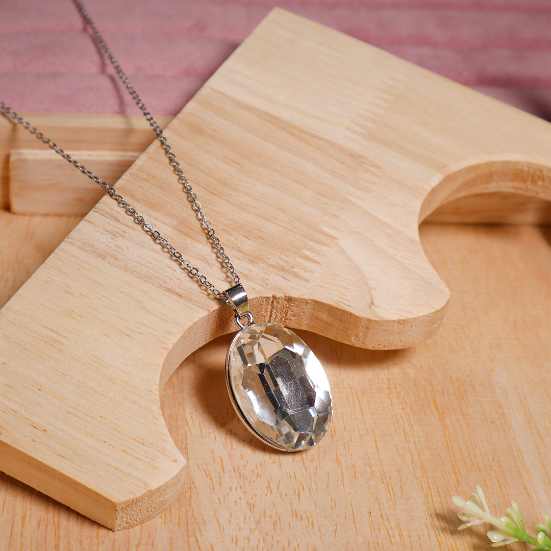 Silver Oval Diamond Pendant Necklace (Anti Tarnish)