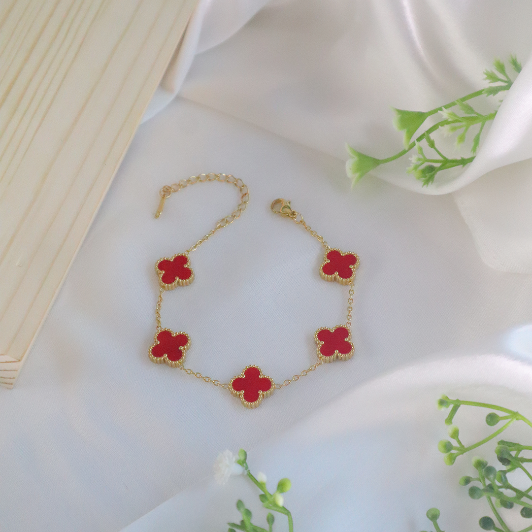 18K Gold Plated Enamel Clover Delight Bracelet (Anti Tarnish)