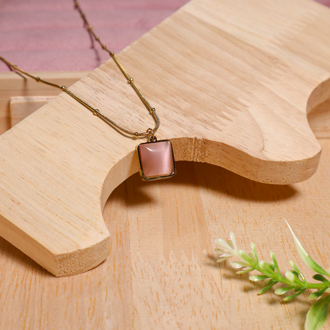 18K Gold Plated Square Rose Crystal Pendant Necklace (Anti Tarnish)