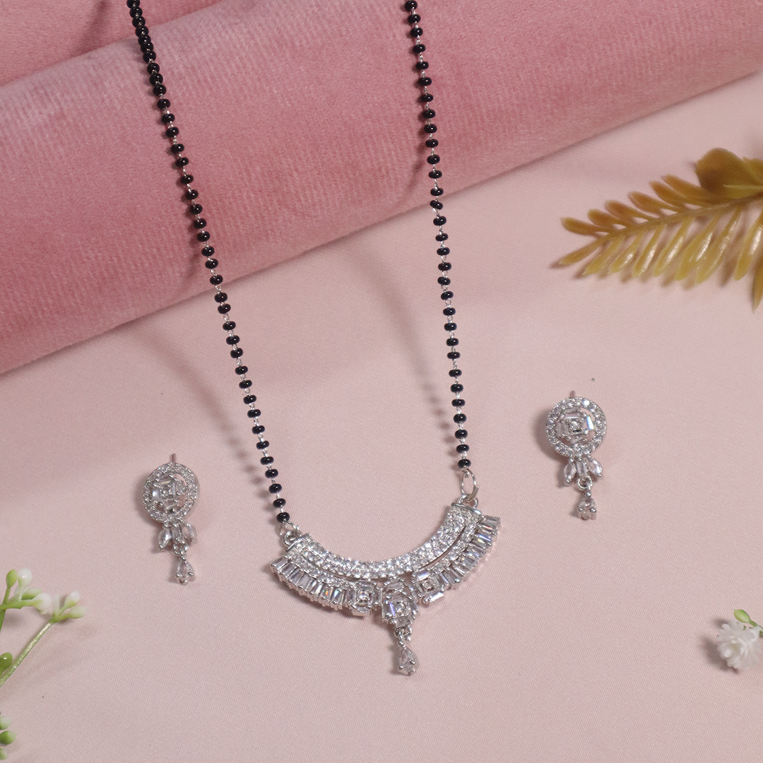 Elegent American Diamond Manglasutra Wth Earrings