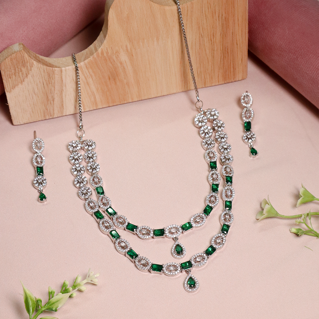 Green Square Double Layered Necklace With Earrings