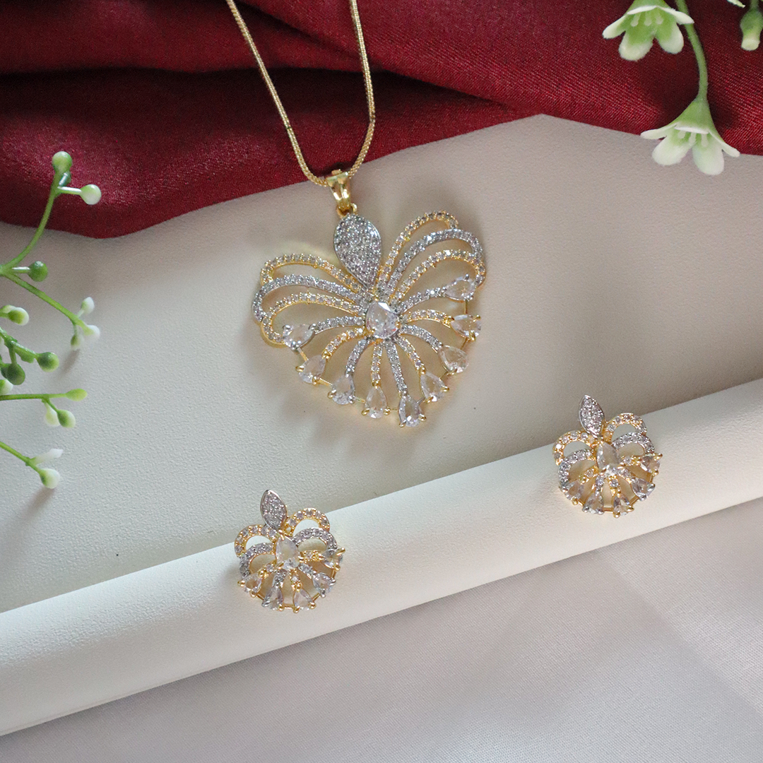 Elegant Fan-Design American Diamond Pendant Set