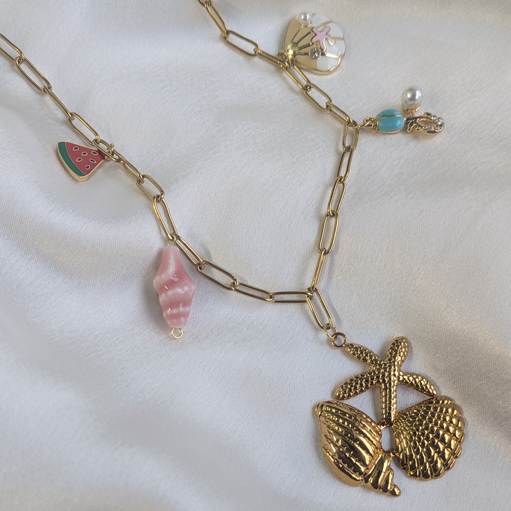 18K Gold Plated Tropical Seaside Charm Pendant (Anti Tarnish)