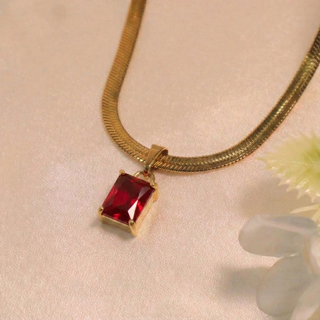 18k Gold Plated Stone Pendant Necklace (Anti Tarnish)