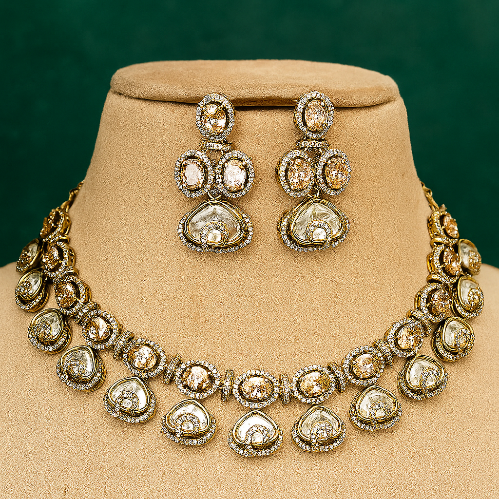 Antique Gold Polki Kundan Necklace Set with Earrings