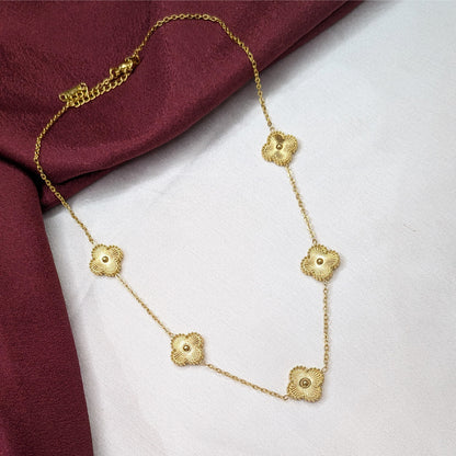 18K Gold Plated Eternal Five Floral Pendant Necklace (Anti Tarnish)