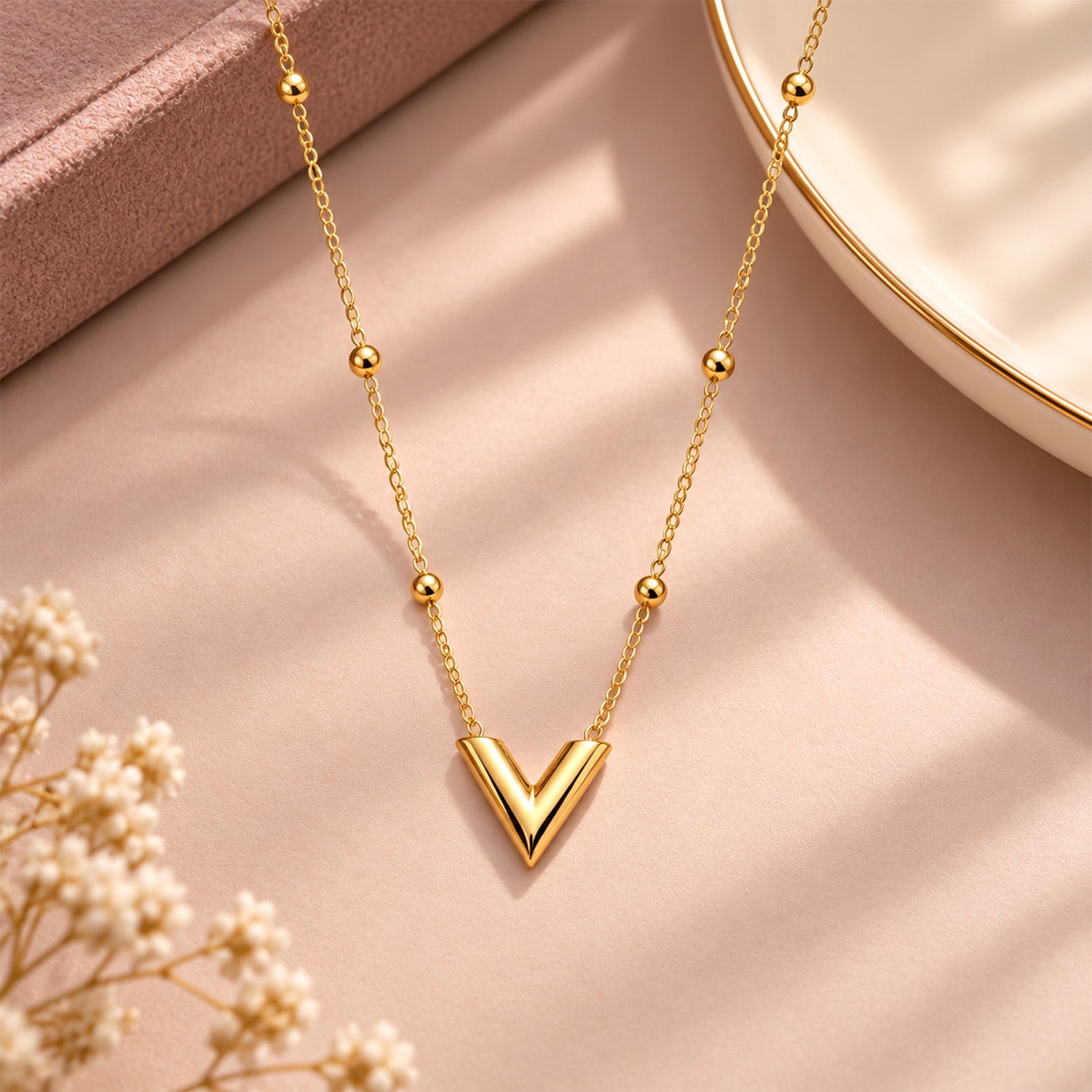 Distinctive Polished V-Shaped Pendant for Girls & Women's