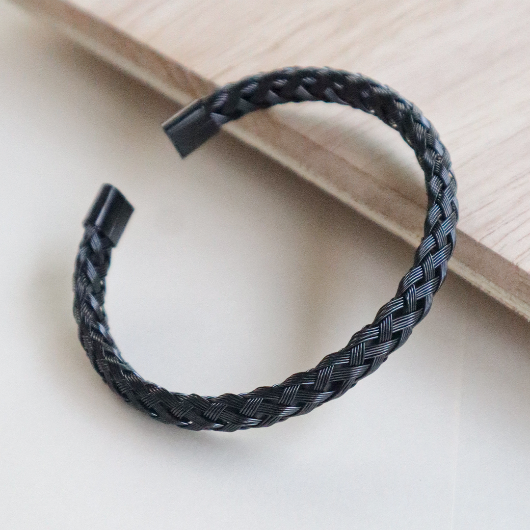 Elegant Interwoven Men's Bracelet