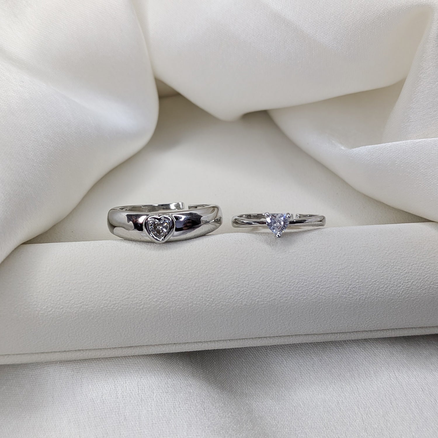 Embellishment Love-Inspired Crystal Shine Couple Ring Set