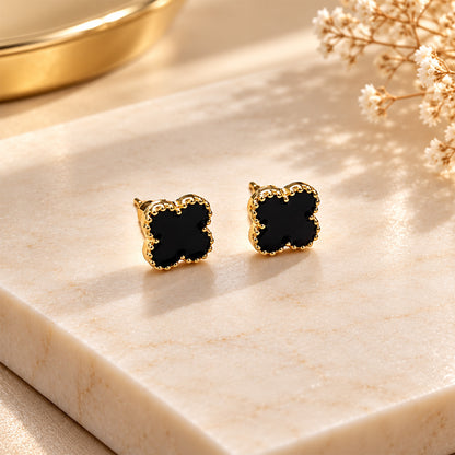 Black Four Leaf Pendant With 4 Earring Set