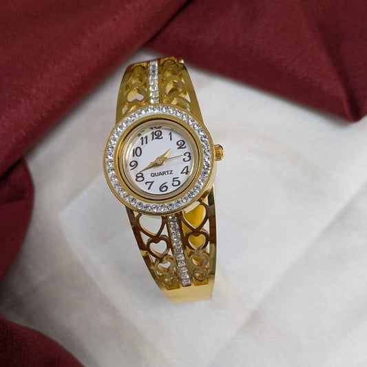 Classic Analog AD Studded Heart Design Band Bracelet Watch For Girls & Women