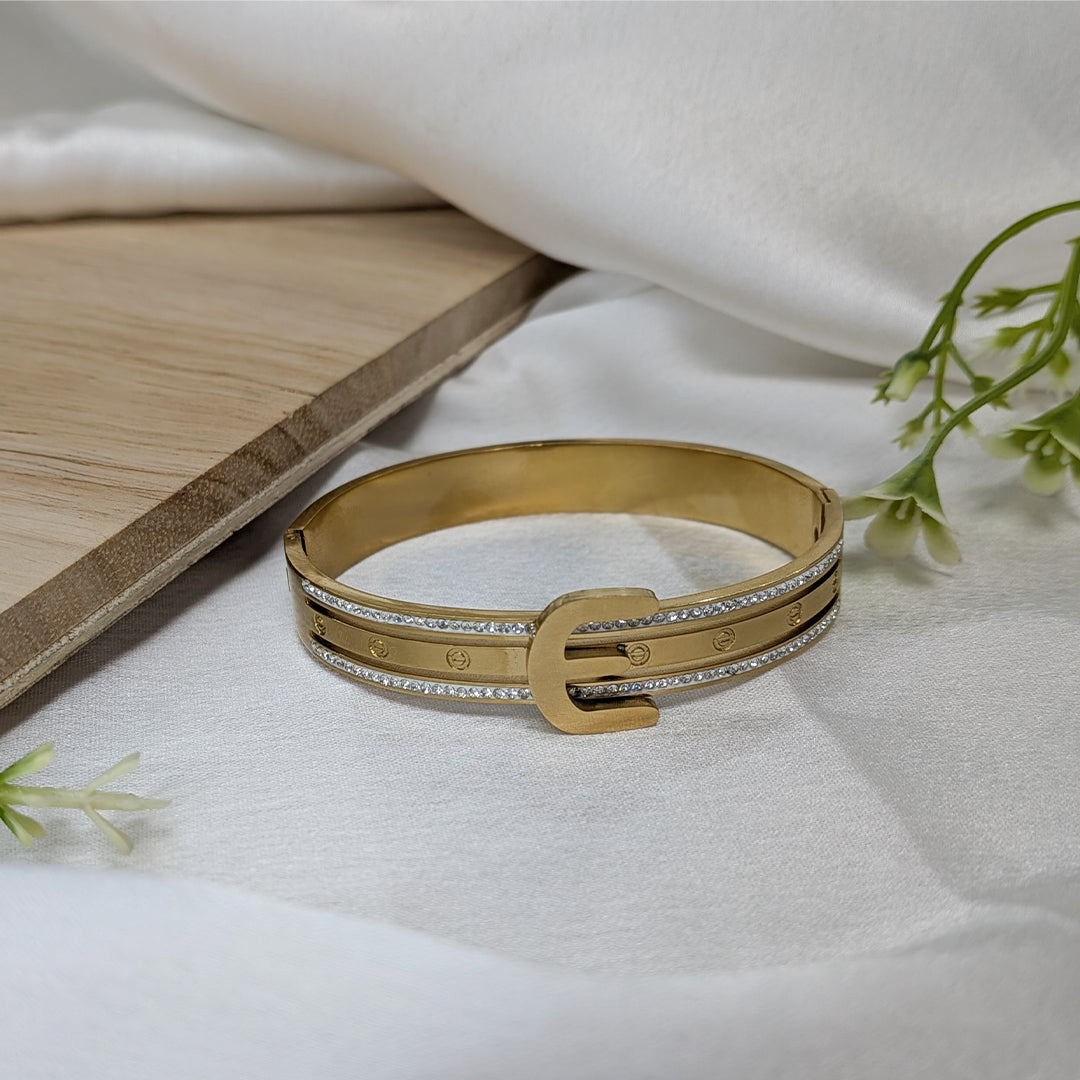 Gold Finish Buckle Design Bracelet For Girls & Women