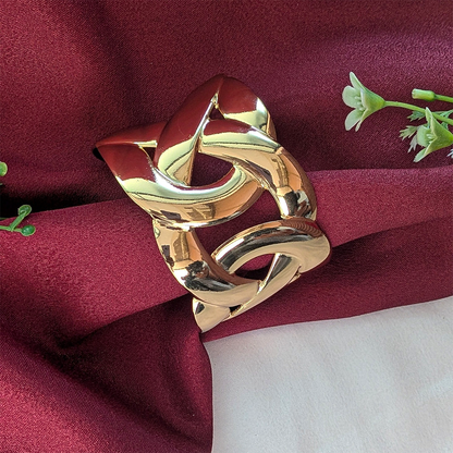 18K Gold Plated Regal Knot Bracelet (Anti Tarnish)