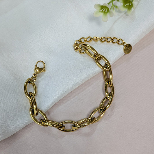 Gold Plated Stylish Coach C Link Bracelet For Girls & Women (Anti-Tarnish)