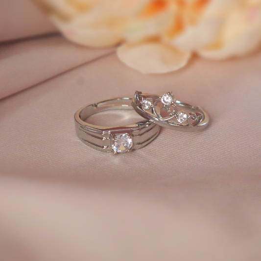 Romantic Vintage-Style Solitaire Couple Rings