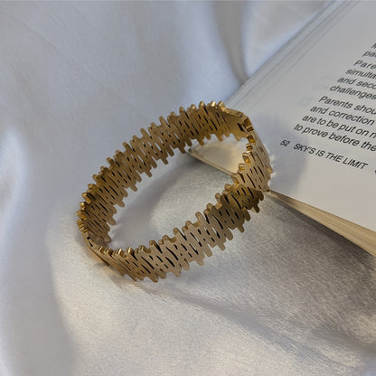 Elegant Gold Finish Geometric Pattern Bracelet For Girls & Women