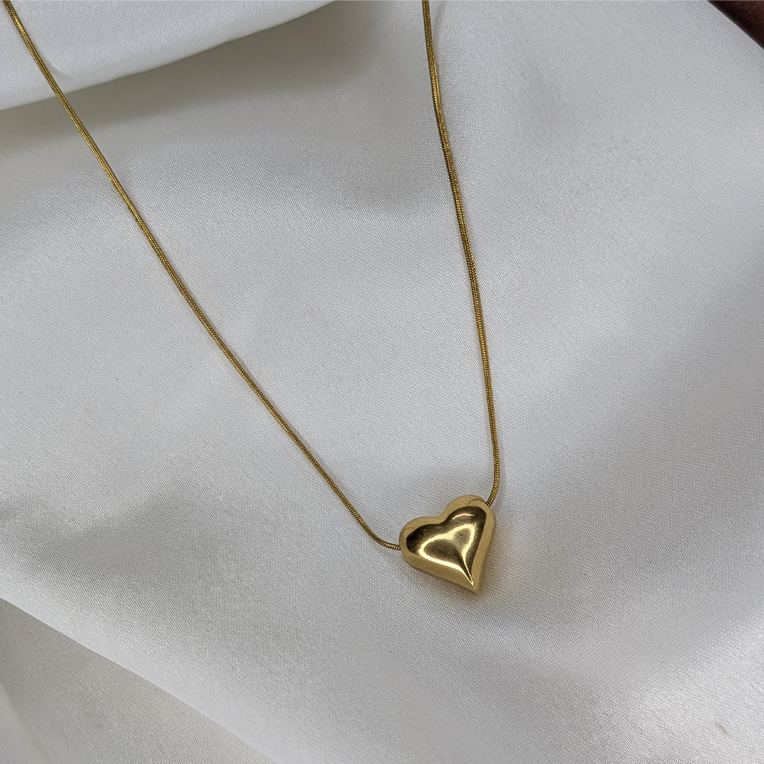 18K Gold Bold Heart Pendant Necklace (Anti Tarnish)