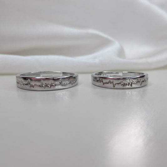 Heart Beat Pattern Couple Ring Set