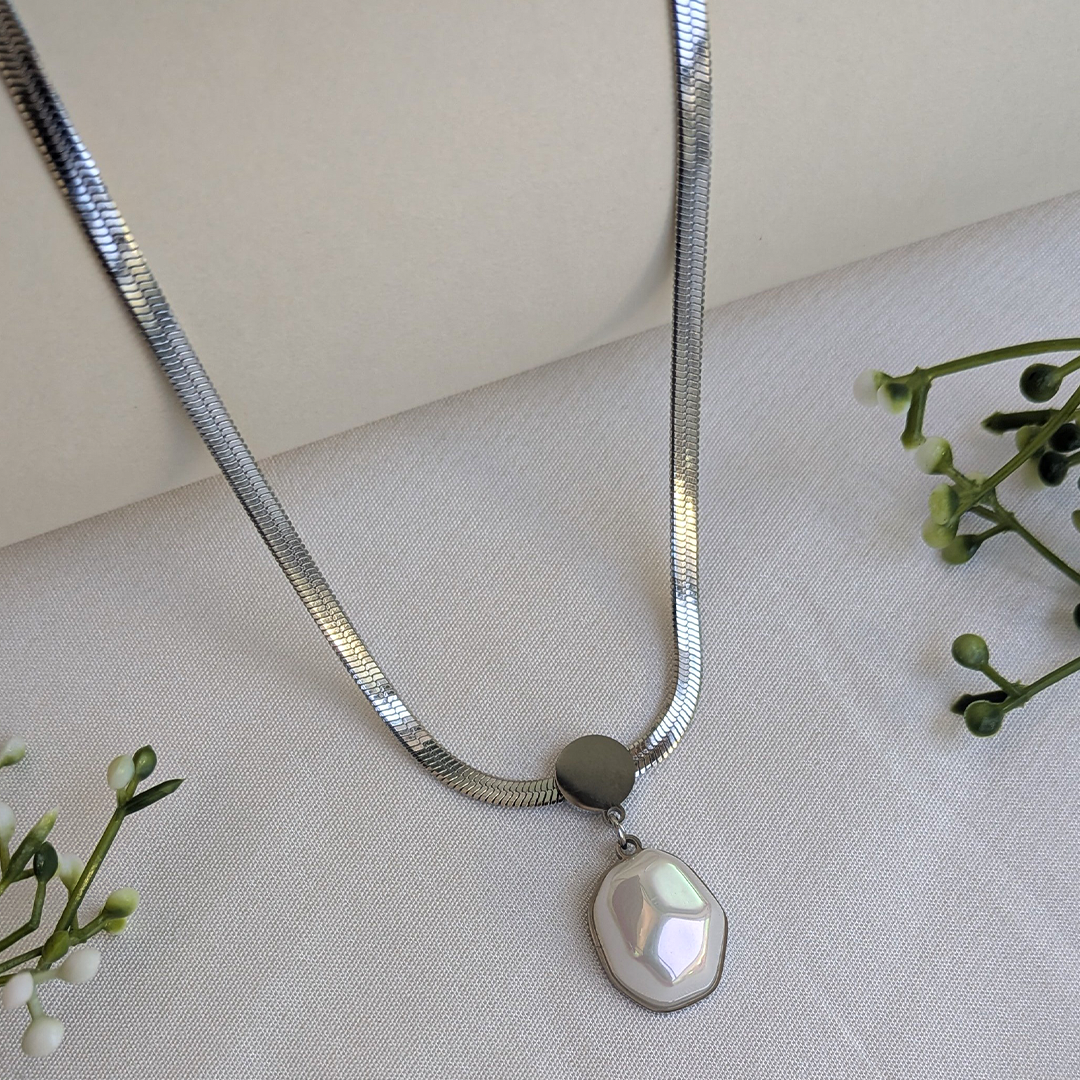Silver Plated Irregular Pearl Pendant For Girls & Women