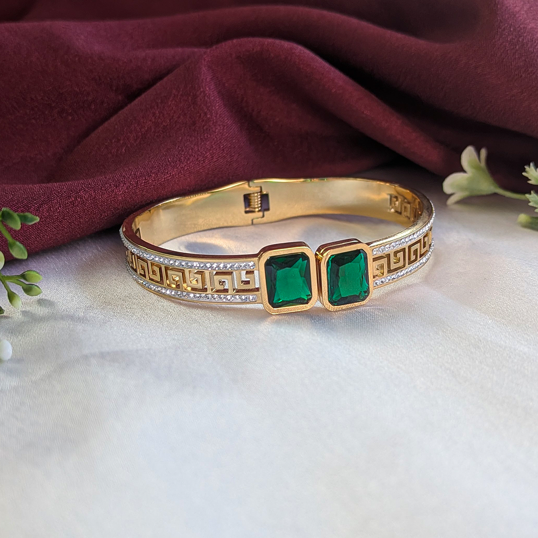 18K Gold Plated Emerald Elegance Bracelet (Anti Tarnish)