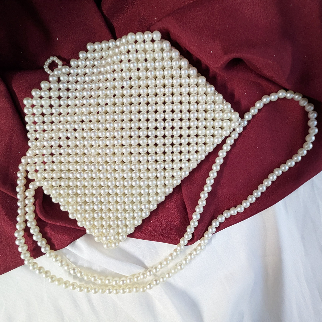 White Acrylic Pearl Beaded Chain Shoulder Bag for Women
