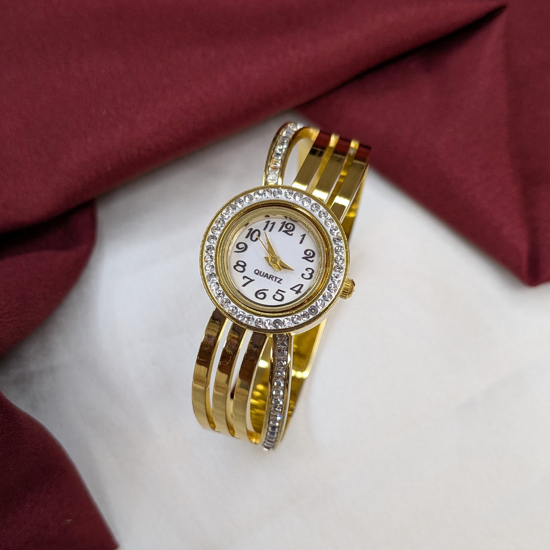 Classic Analog AD Studded Wavy Lines Band Bracelet Watch For Girls & Women