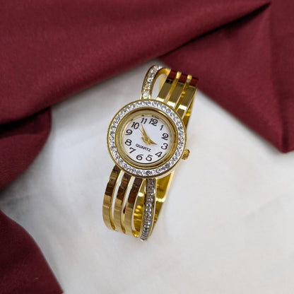 Classic Analog AD Studded Wavy Lines Band Bracelet Watch For Girls & Women