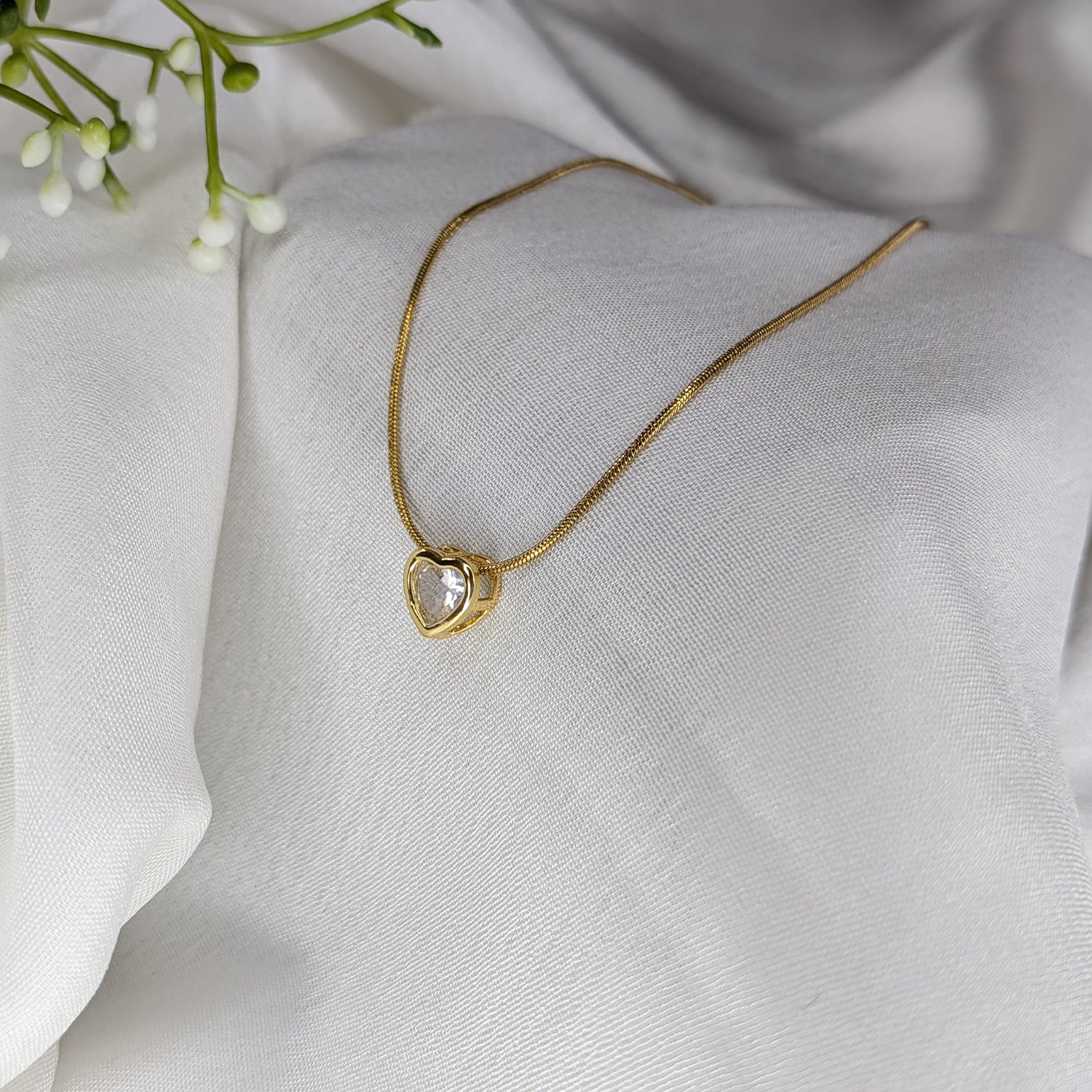 Minimal Heart Shape Crystal Pendant Necklace for Women & Girls