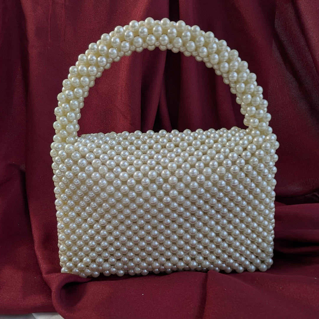 Elegant White Pearl-Embellished Evening Handbag for Women