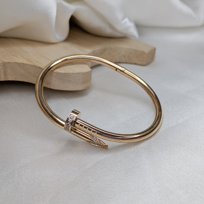 18K Gold Plated Nail With American Diamond Bracelet (Anti Tarnish)