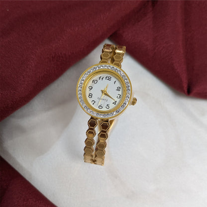 Classic Analog AD Studded Hexagonal Link Design Band Bracelet Watch For Girls & Women