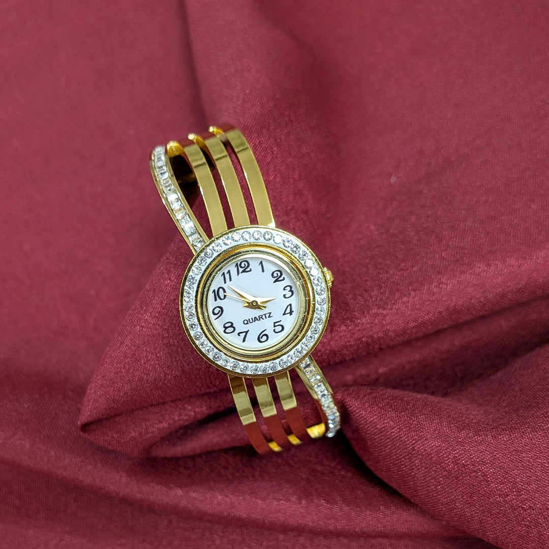 Classic Analog AD Studded Wavy Lines Band Bracelet Watch For Girls & Women