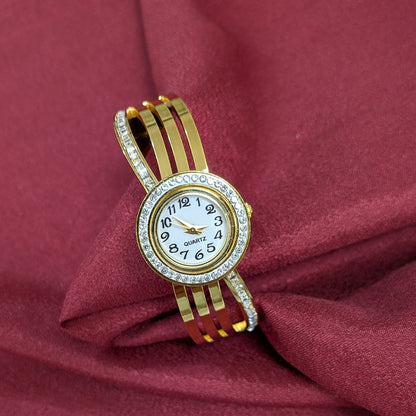 Classic Analog AD Studded Wavy Lines Band Bracelet Watch For Girls & Women