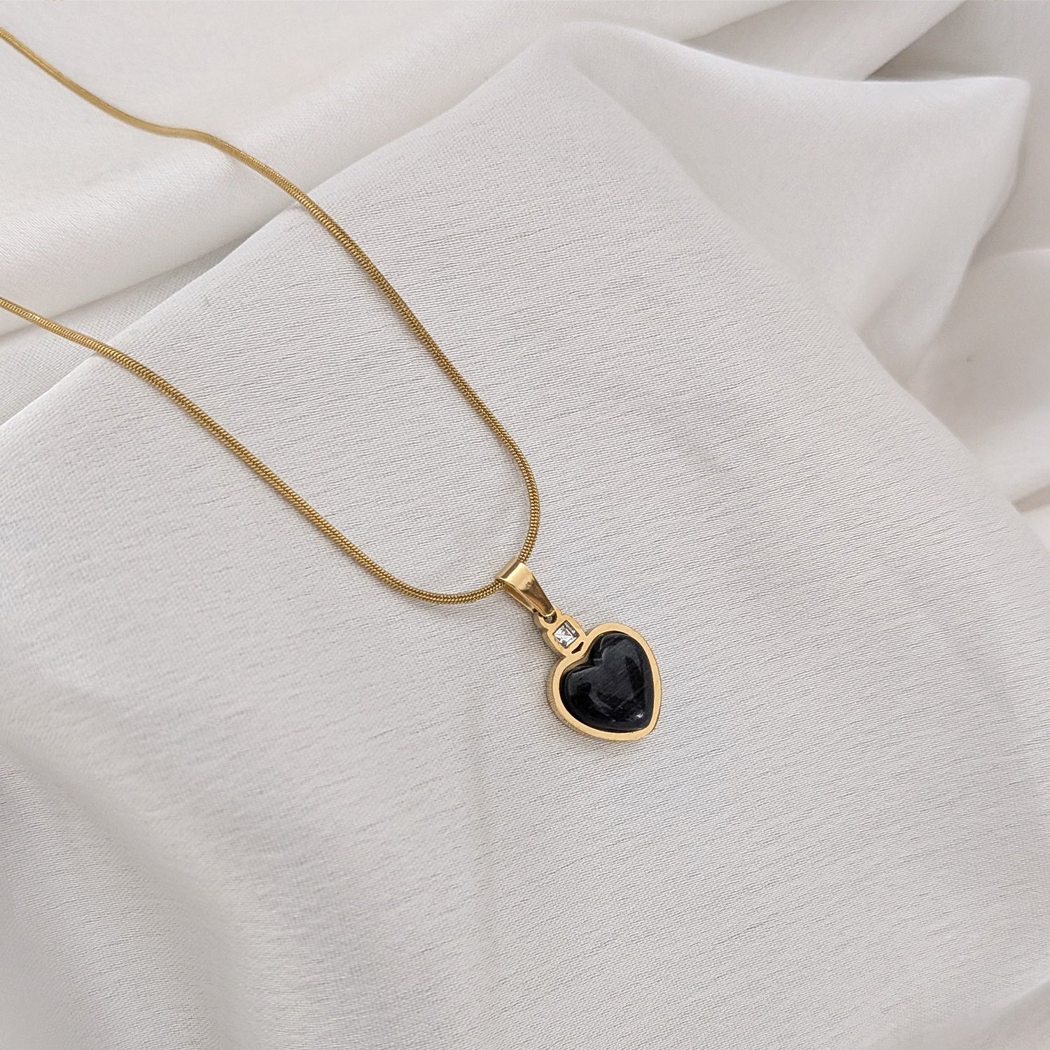 AD Stone Sapphire Pearl Heart Pendant for Girls & Women