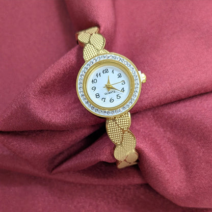 Luxury Analog AD Studded Textured Linked Design Band Bracelet Watch For Girls & Women