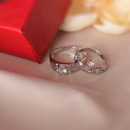 Romantic Vintage-Style Solitaire Couple Rings
