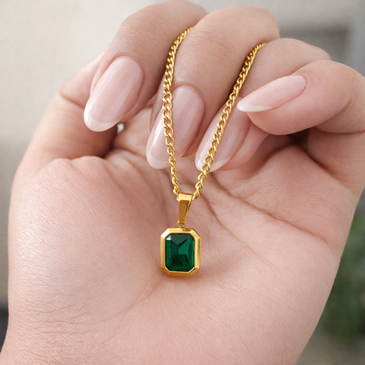 18K Gold Plated Classic Zircon Pendant Necklace (Anti Tarnish)
