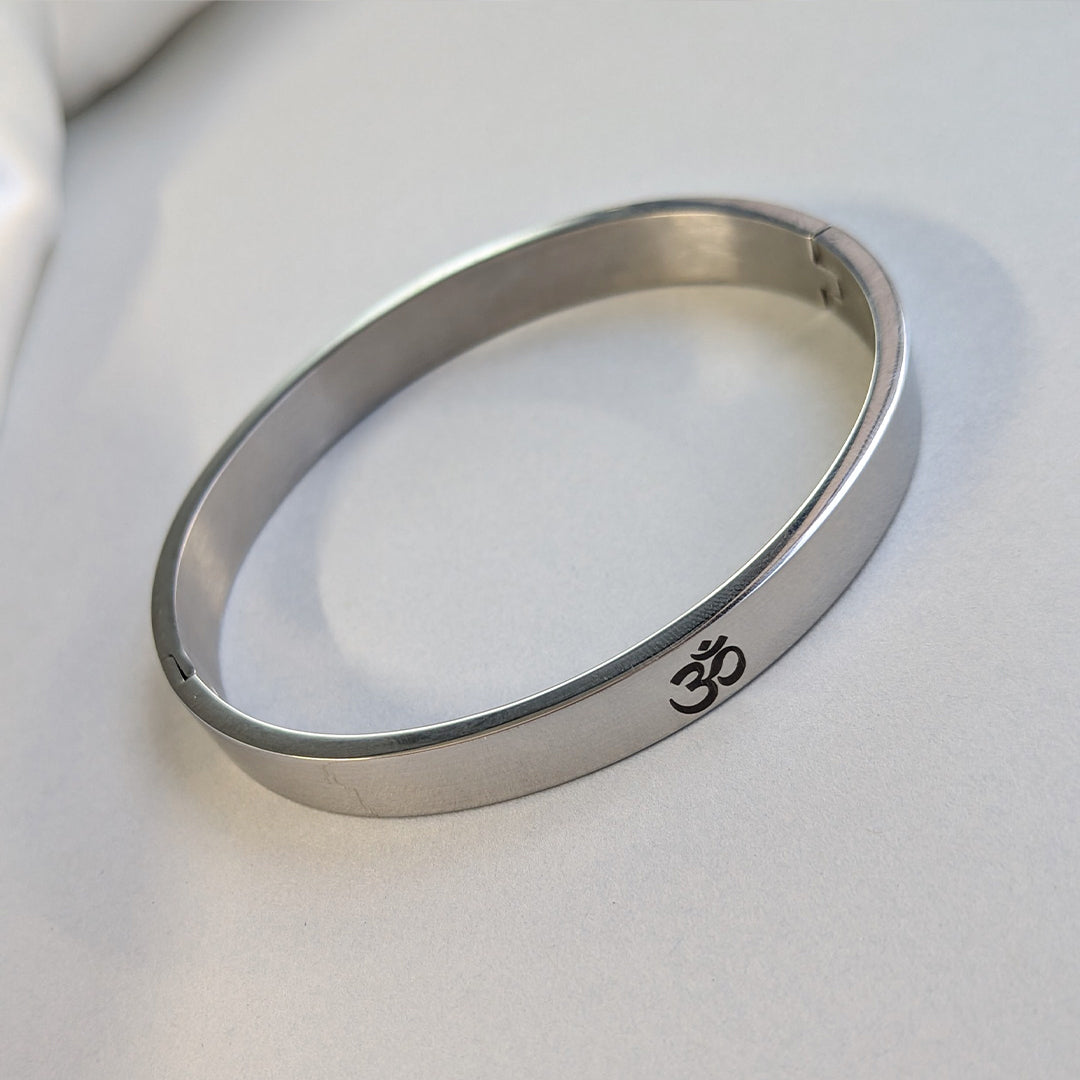 Elegent Bracelet Engraved with OM For Men & Women