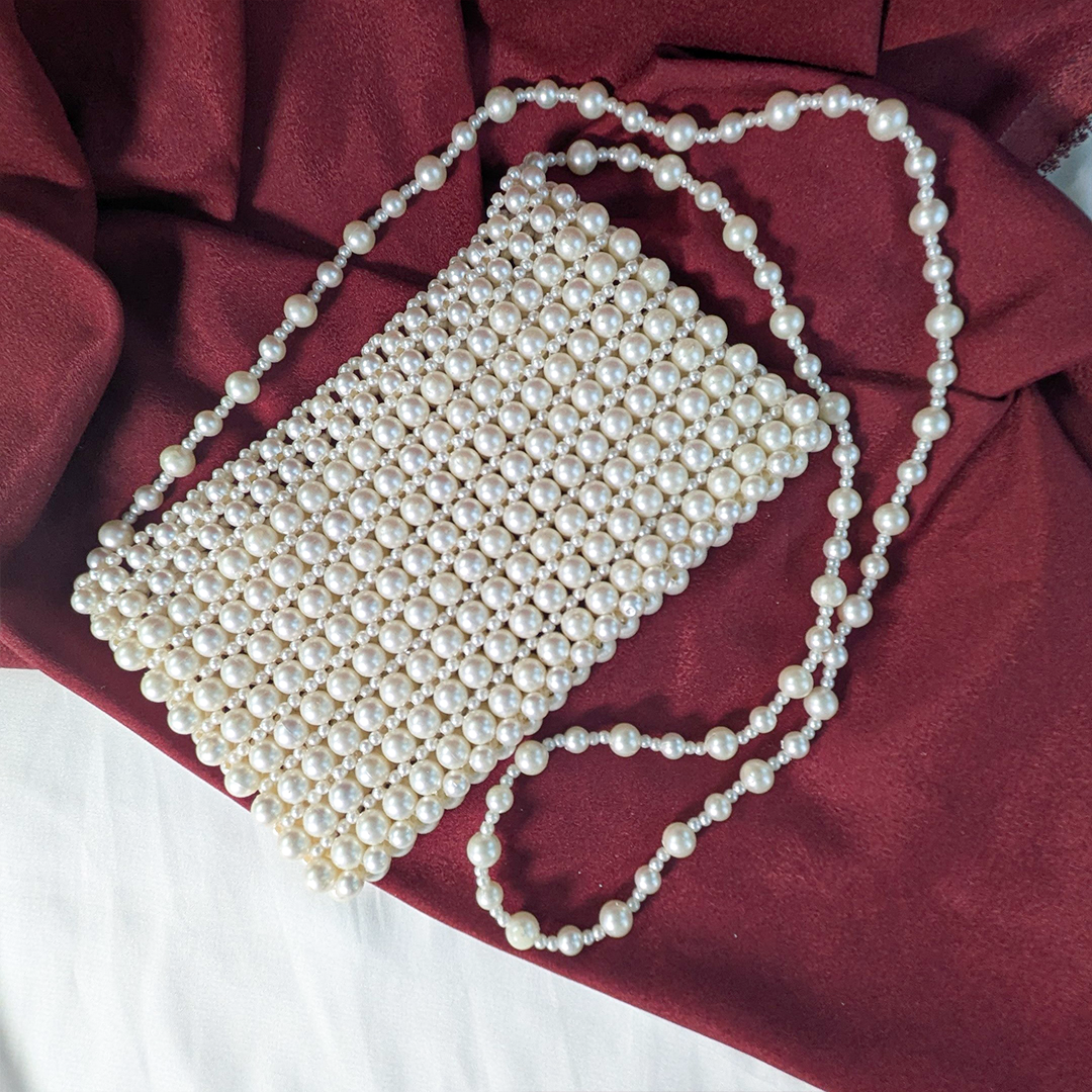 Chic Pearl-Embellished Clutch Bag for Women
