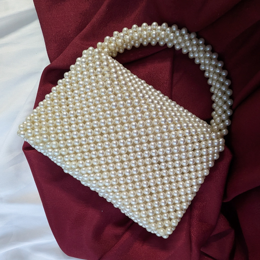 Elegant White Pearl-Embellished Evening Handbag for Women