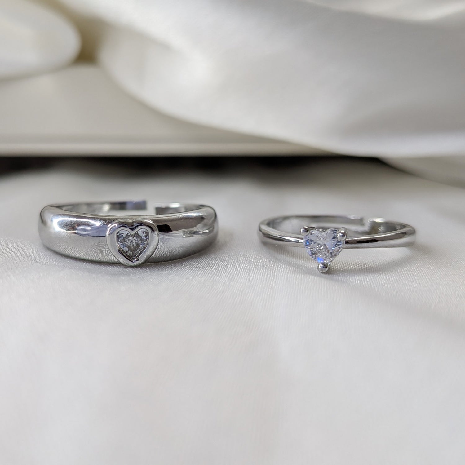 Embellishment Love-Inspired Crystal Shine Couple Ring Set